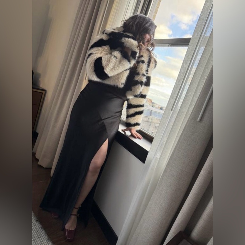 Avec Les Filles faux fur zebra cropped coat - Picture 12 of 16